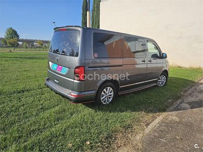 Usado VW Multivan 150 CV (110 kW) 2021 Gris / plata Van
