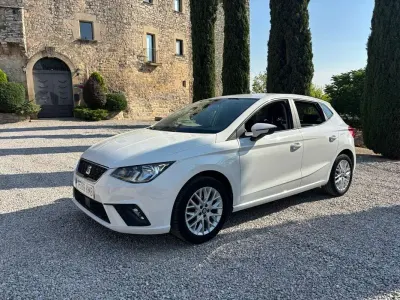Usado Seat Ibiza Style 95 CV (69 kW) 2018 Blanco Utilitario