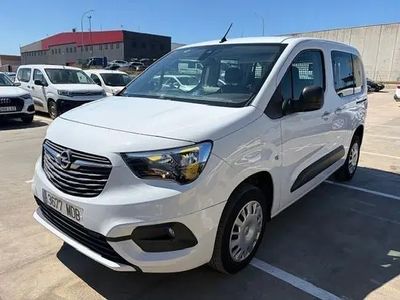 Usado Opel Combo Business Edition 102 HP (75 kW) 2022 Branco Monovolume
