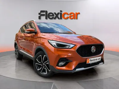 Usado MG ZS Luxury 106 CV (77 kW) 2022 Naranja SUV