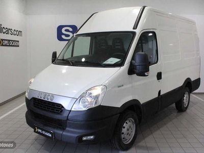 Blanco Usado 2014 Iveco Daily Van | 15.490 €