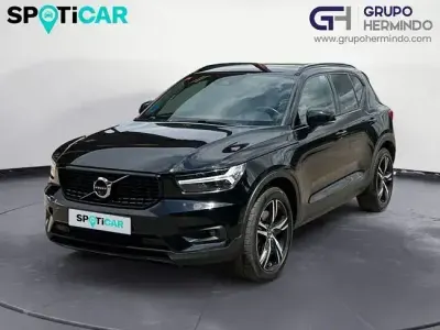 Usado Volvo XC40 R-Design 211 CV (155 kW) 2021 Negro SUV