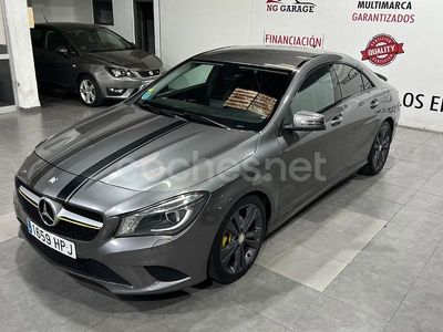 Usado Mercedes CLA180 AMG line 122 CV (89 kW) 2013 Gris / plata Berlina