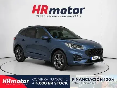 Usado Ford Kuga ST-Line 225 CV (165 kW) 2022 Azul SUV