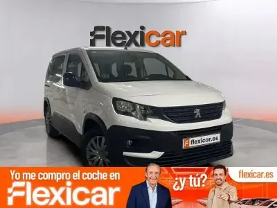 Usado Peugeot Rifter Active 100 CV (73 kW) 2022 Blanco Monovolumen