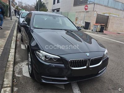 Usado BMW 518 Comfort Edition 143 CV (105 kW) 2014 Negro Berlina