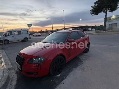 Usado Audi A3 Ambition 140 CV (102 kW) 2005 Rojo Utilitario
