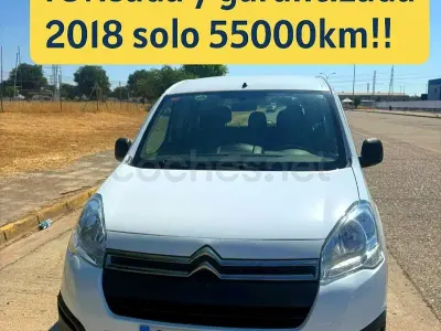 Usado Citroën Berlingo Feel 100 CV (73 kW) 2018 Blanco Monovolumen