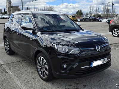 Usado Ssangyong (KGM) Tivoli Limited 163 CV (119 kW) 2022 Negro SUV