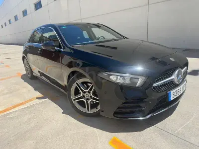 Usado Mercedes A180 136 CV (100 kW) 2019 Negro Berlina