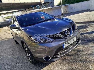 Usado Nissan Qashqai N-Connecta 110 CV (80 kW) 2017 Gris / plata SUV