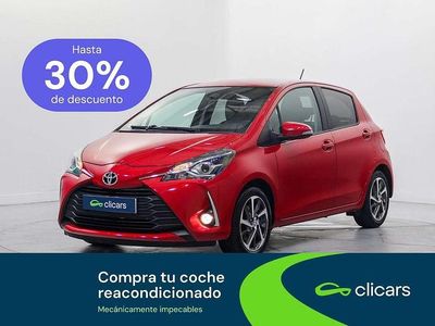 Usado Toyota Yaris Edition 111 CV (81 kW) 2020 Rojo Utilitario