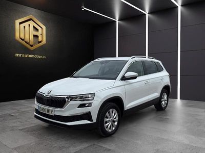 Usado Skoda Karoq Selection 150 CV (110 kW) 2024 Blanco SUV
