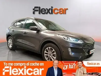 Usado Ford Kuga Titanium 150 CV (110 kW) 2023 Gris SUV