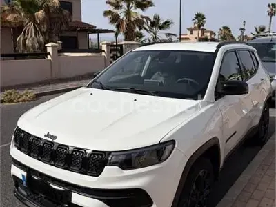 Usado Jeep Compass Longitude 190 CV (139 kW) 2022 Blanco SUV