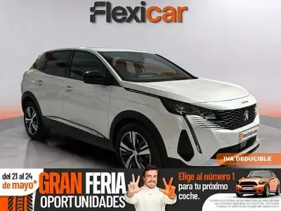 Usado Peugeot 3008 Allure 130 HP (95 kW) 2023 Branco SUV
