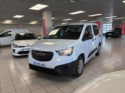 Usado Opel Combo Life Edition 102 CV (75 kW) 2022 Blanco Monovolumen