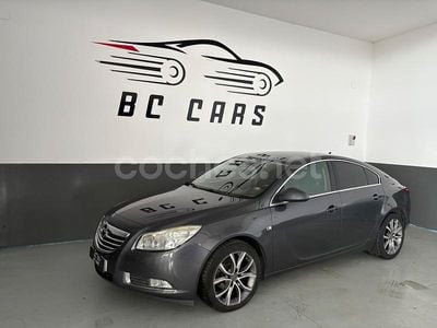 Usado Opel Insignia Excellence 160 CV (117 kW) 2013 Gris / plata Berlina