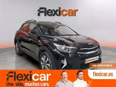 Usado Kia Stonic 100 CV (73 kW) 2021 Negro SUV