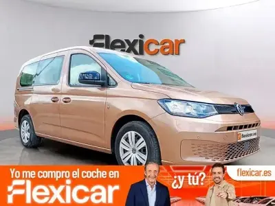 Usado VW Caddy Maxi California 122 CV (89 kW) 2024 Beige Monovolumen