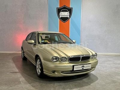 Usado Jaguar X-type Classic 130 CV (95 kW) 2006 Beige Berlina