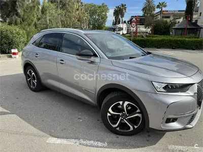 Usado DS Automobiles DS7 Crossback Grand Chic 180 CV (132 kW) 2019 Gris / plata SUV