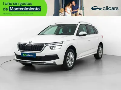 Usado Skoda Kamiq Ambition 110 CV (80 kW) 2022 Blanco SUV