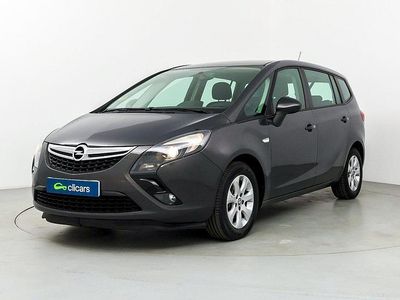 Usado Opel Zafira Tourer Expression 130 CV (95 kW) 2014 Gris / plata Monovolumen