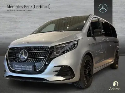 Käytetty Mercedes V250 Style 190 HP (139 kW) 2025 Musta Tila-auto