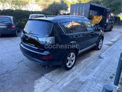 Usado Mitsubishi Outlander Intense+ 140 CV (102 kW) 2007 Negro SUV