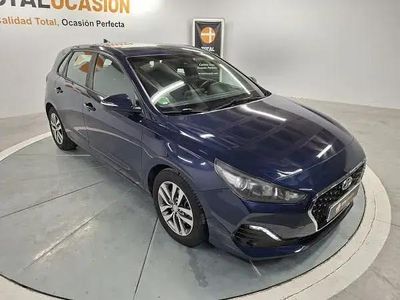 Begagnad Hyundai i30 120 HK (88 kW) 2019 Blå Sedan