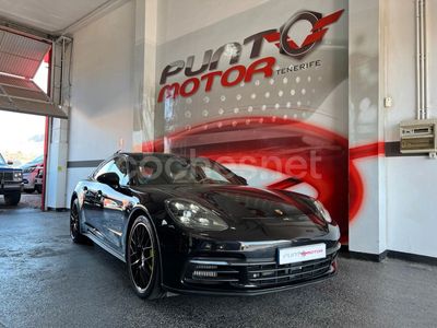Porsche Panamera 4