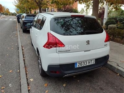 Blanco Usado 2012 Peugeot 3008 Active Berlina | 7500 € (Un poco caro)