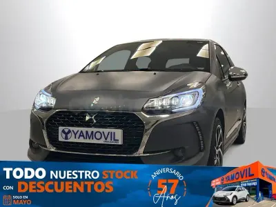 Usado DS Automobiles DS3 110 CV (80 kW) 2018 Gris / plata Berlina