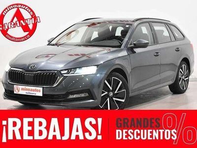 Usado Skoda Octavia Executive 207 CV (152 kW) 2021 Gris Familiar