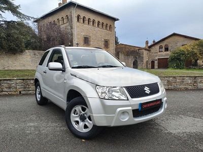 Gris / plata Usado 2007 Suzuki Grand Vitara SUV | 9229 € (Precio justo)