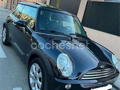 Usado Mini ONE 90 CV (66 kW) 2006 Negro Utilitario