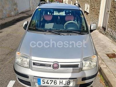 Usado Fiat Panda Active 69 CV (50 kW) 2012 Gris / plata Utilitario