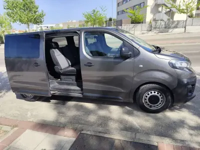 Usado Peugeot Expert S 116 CV (85 kW) 2018 Gris Van