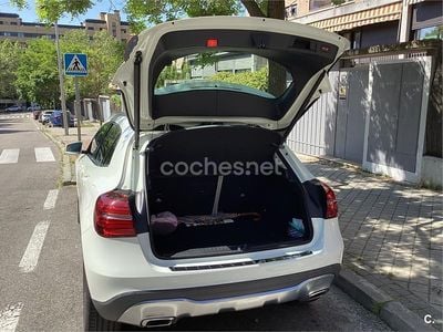 Mercedes GLA220
