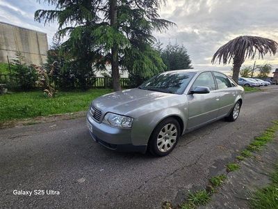 Usado Audi A6 Ambiente 170 CV (125 kW) 2001 Beige Berlina