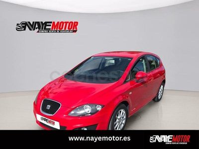 Käytetty Seat Leon Copa 105 HP (77 kW) 2012 Punainen Sedan