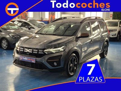 Usado Dacia Jogger Extreme 140 CV (102 kW) 2024 Gris / plata Monovolumen