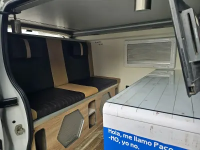 Begagnad Renault Trafic 115 HK (84 kW) 2009 Vit Minibuss