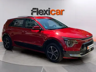 Usado Kia Niro 129 CV (94 kW) 2025 Rojo SUV