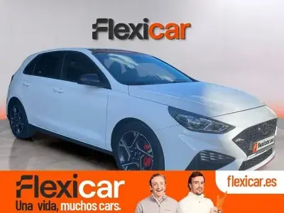Usado Hyundai i30 N Line 120 CV (88 kW) 2022 Blanco
