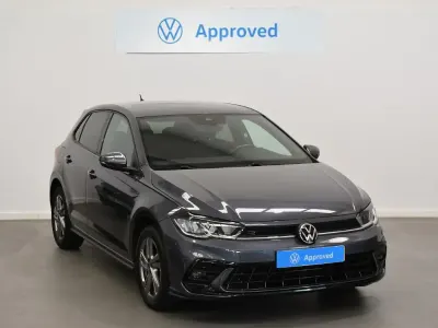 Usado VW Polo 95 CV (69 kW) 2022 Gris/plata Utilitario