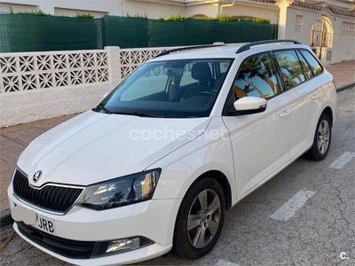 Usado Skoda Fabia Style 90 CV (66 kW) 2016 Blanco Familiar