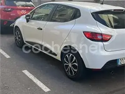 Usado Renault Clio IV Authentique 75 CV (55 kW) 2014 Blanco Berlina