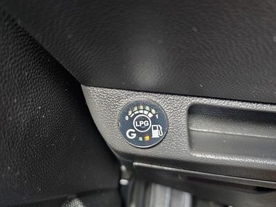 Blanco Usado 2021 Renault Clio V Business Berlina | 11.990 € (Precio justo)